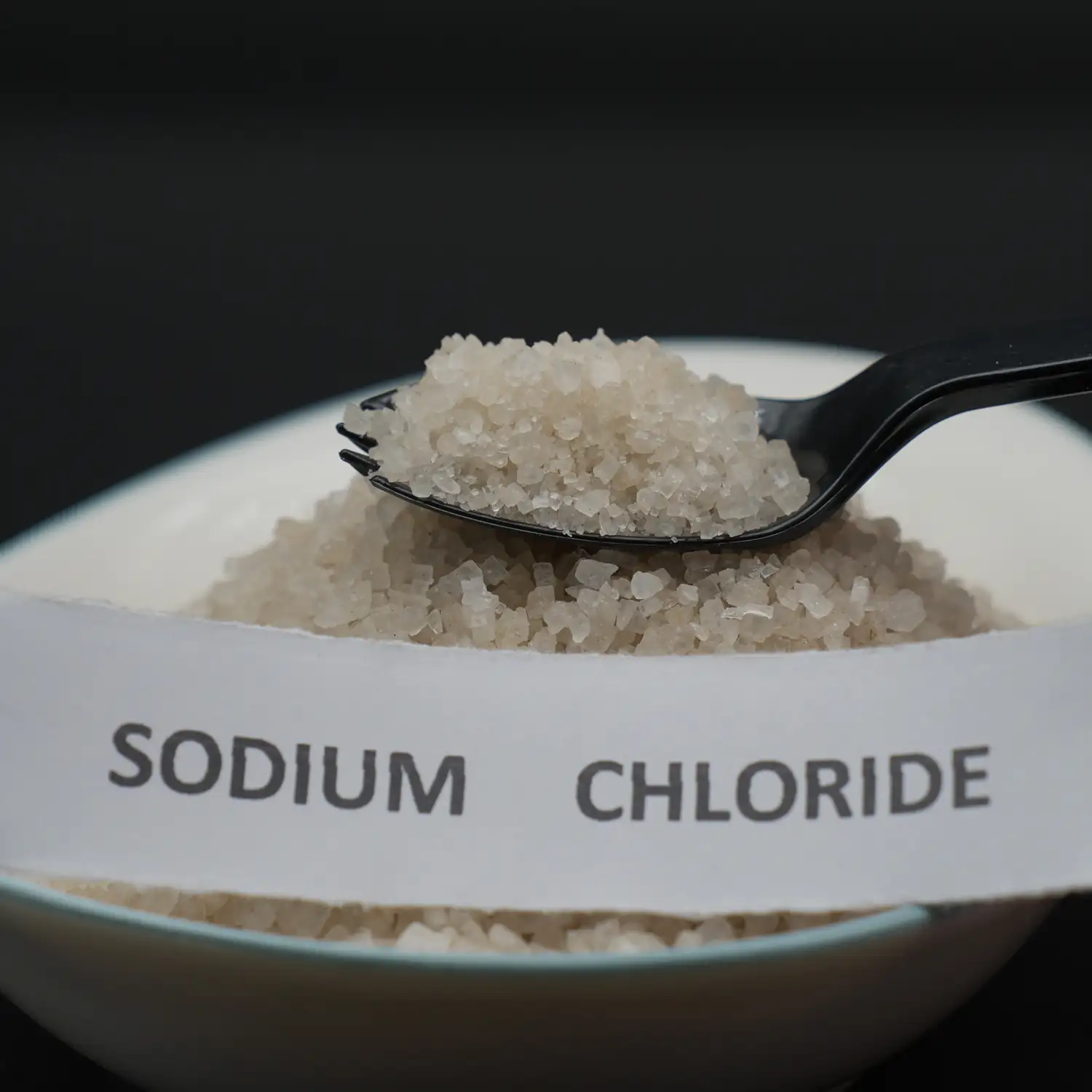 Refined industrial salt crystals